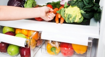 Aprenda a melhor forma de guardar os alimentos na geladeira