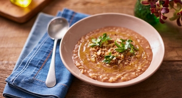 Sopa de feijão com macarrão