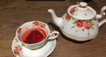 Chá de morango: benefícios e como fazer